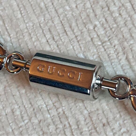 Gucci Silver Keyring w/ Box - Picture 4 of 7